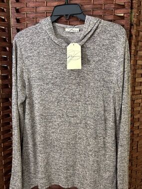 NWT Women’s Prospect Blvd Heather Gray Long-Sleeve Lightweight Pullover Hoodie